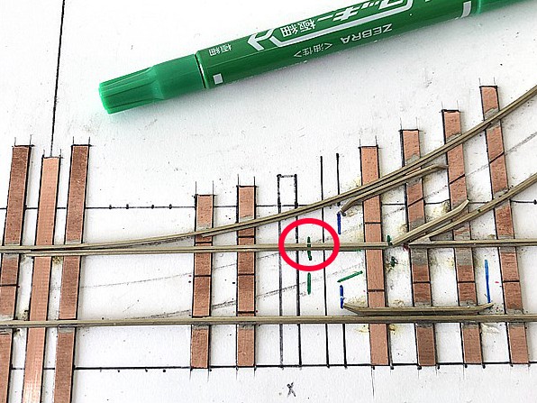 ポイントレールを自作する方法