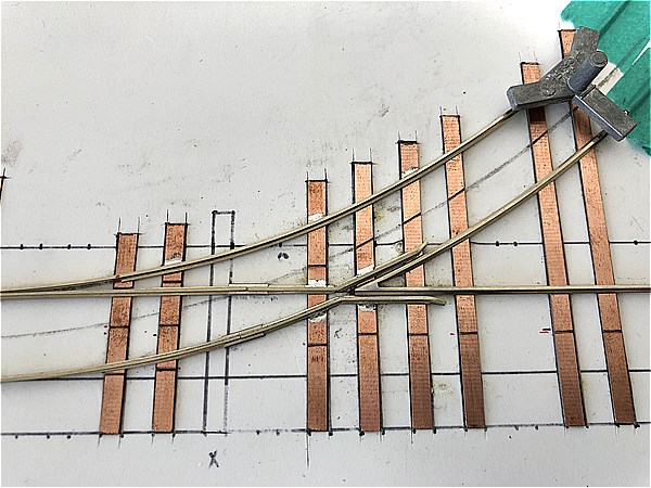 ポイントレールを自作する方法